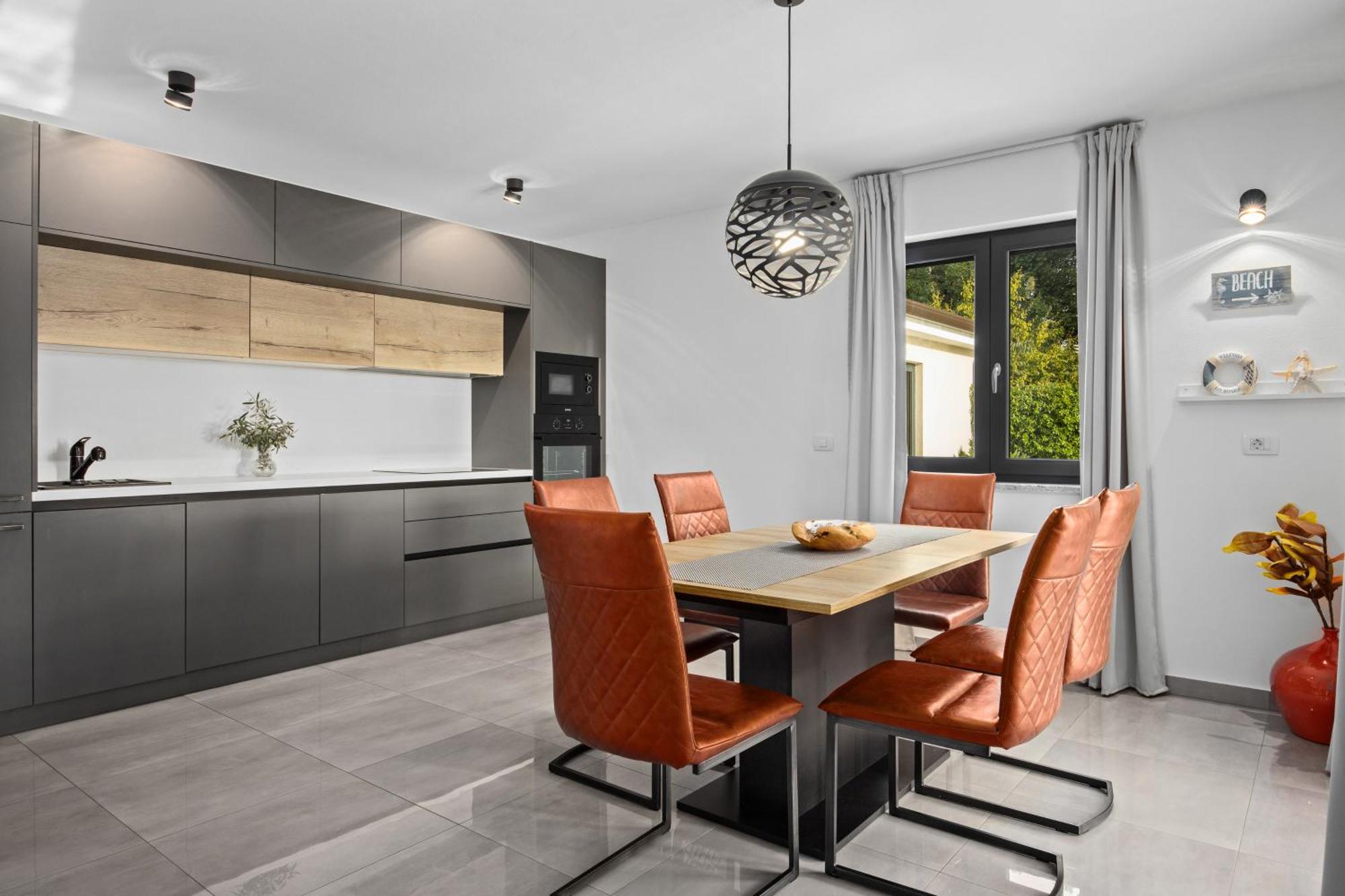 בוג'ה Special Offer! New Luxury Apartment With Pool, Fitness, Outdoor Bar&Grill מראה חיצוני תמונה